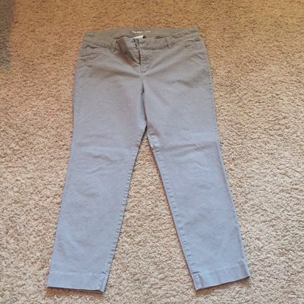 Gray pixie old navy pants 10